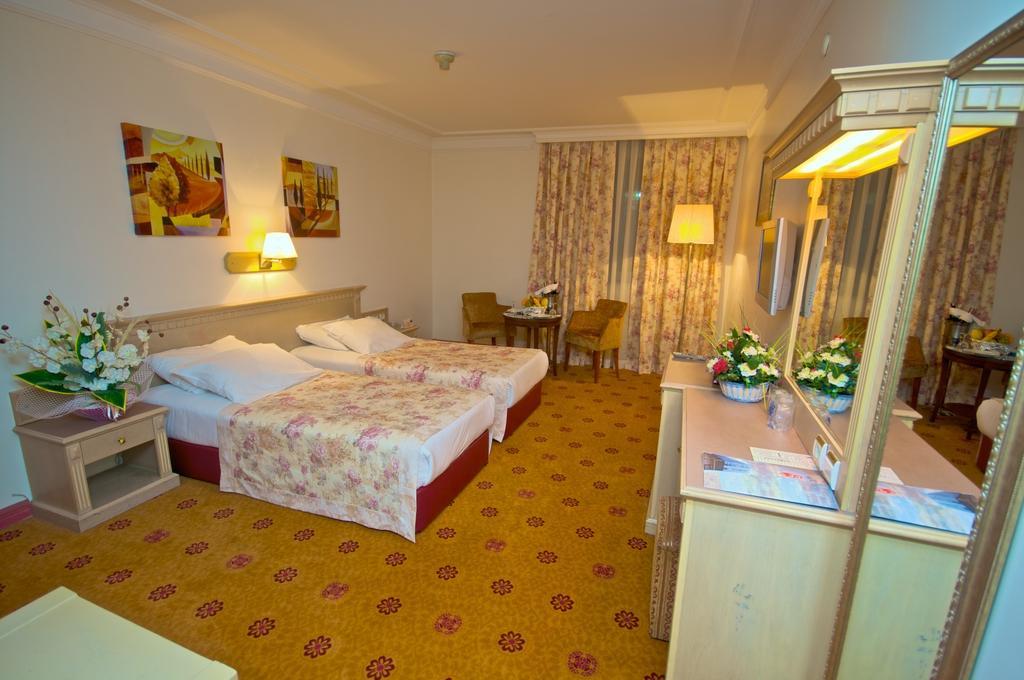 Grand Medya Hotel Κωνσταντινούπολη Εξωτερικό φωτογραφία